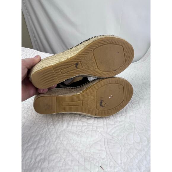 Bettye Muller Women 7 Espadrille Black Suede Strap Wedge Heel Vacation Sandal - Picture 7 of 11